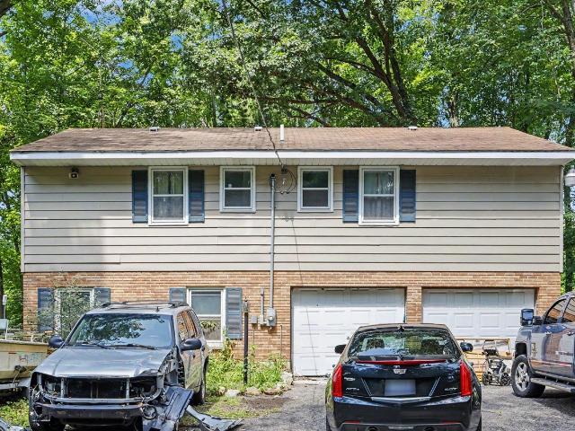 11091 W Drive
