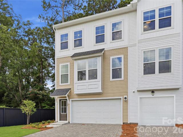 1109 Mossy Glade Road