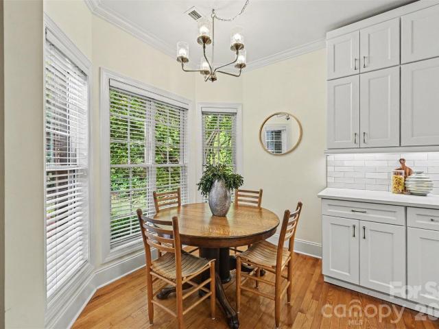 1109 Moray Court
