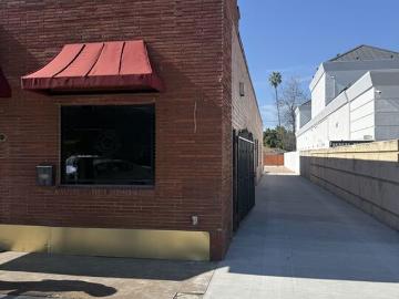 1109 N Brand Boulevard