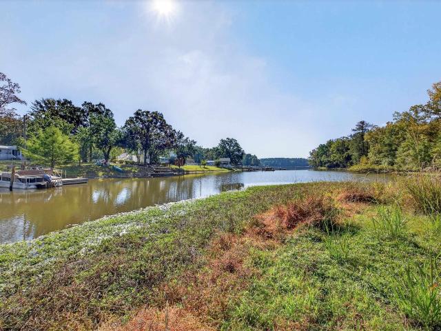 1109 Natures Cove Rd