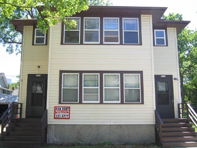 1109 Emerald St
