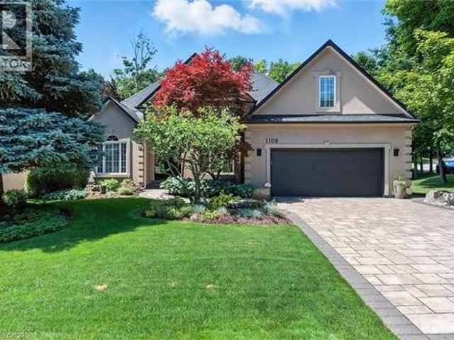 1109 Forestvale Drive, Burlington, ON, L7P 4W3 house for sale | Listing ID 40853 | Royal LePage