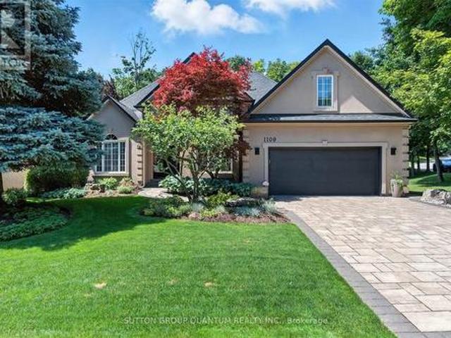 1109 Forestvale Drive, Burlington, ON, L7P 4W3 house for sale | Listing ID W13637 | Royal LePage