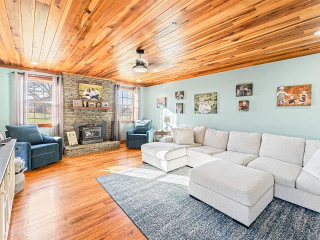1109 Halifax Road