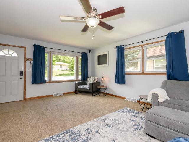 1109 Lawndale Ave
