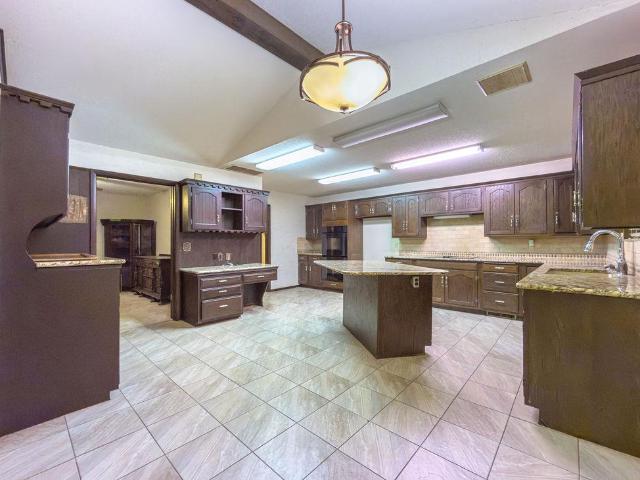 1109 Sherwood Road