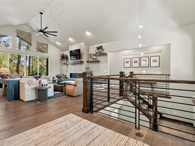 1109 Tenderfoot Drive