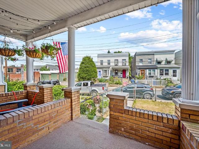 1109 W 40Th Street