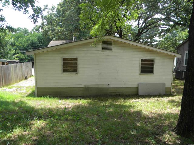 1109 w 49th Street