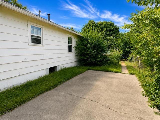 1109 W Mulberry Street