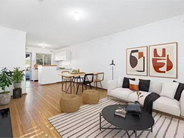 1/109 Weaponess Road, Wembley Downs, WA 6019