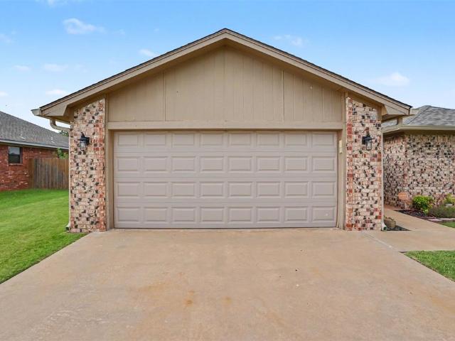 1109 Wendy Lane