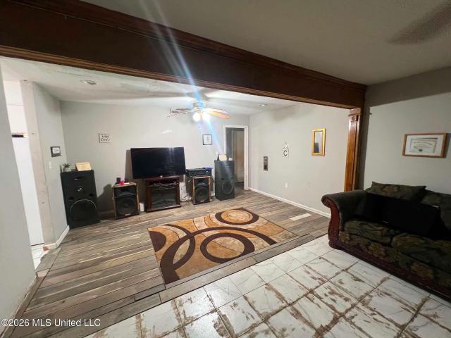 1109 Wooddell Drive