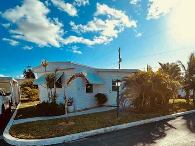 11000 SE Federal Hwy Lot 20, Hobe Sound, FL 33455