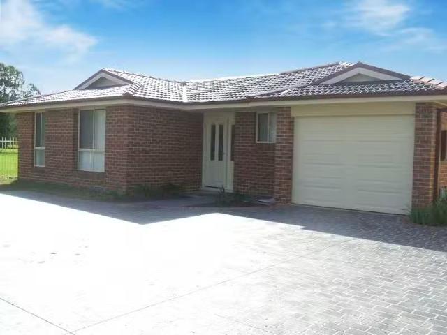 1/100 Mount View Road, CESSNOCK House for rent Listed by Kati.