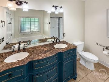 1100 Brookshire Ct, Bogart, GA 30622 | MLS #CL352578