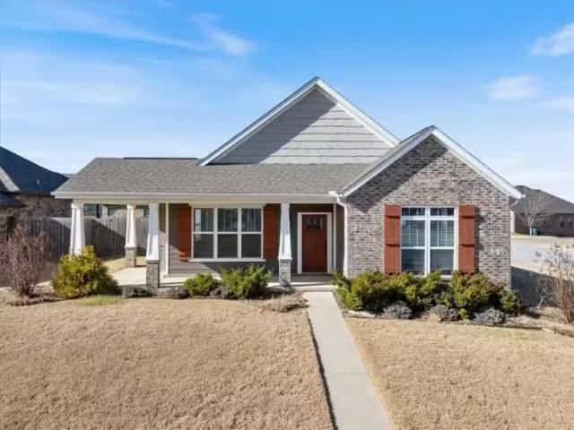 1100 CANYON GATE DR, SILOAM SPRINGS, AR 72761