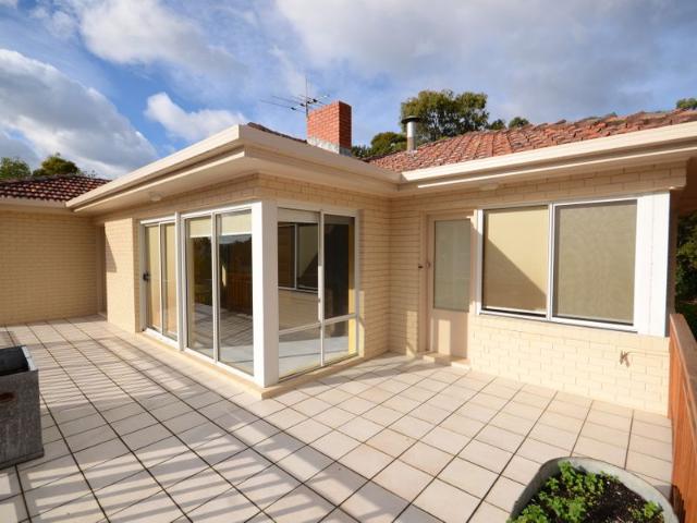 1/100 Cascade Road SOUTH HOBART