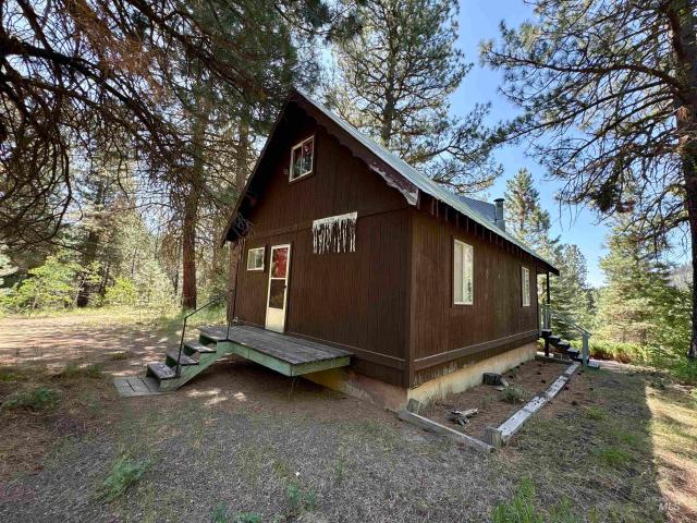 1100 Strawberry Loop Rd