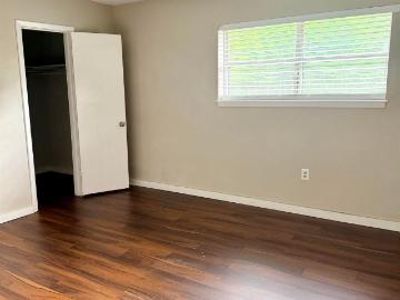 1100 Skyland Drive