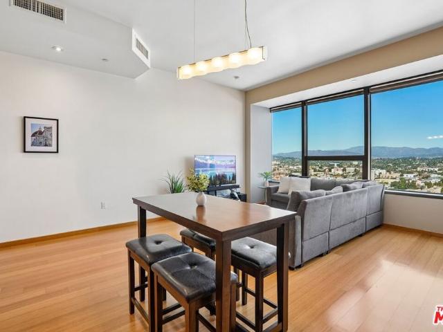 1100 Wilshire Boulevard 2105