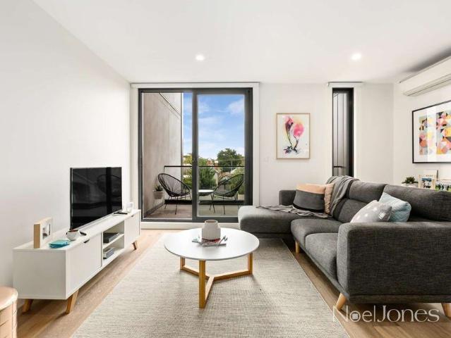 110/121 Barkers Rd, KEW VIC 3101 Noel Jones
