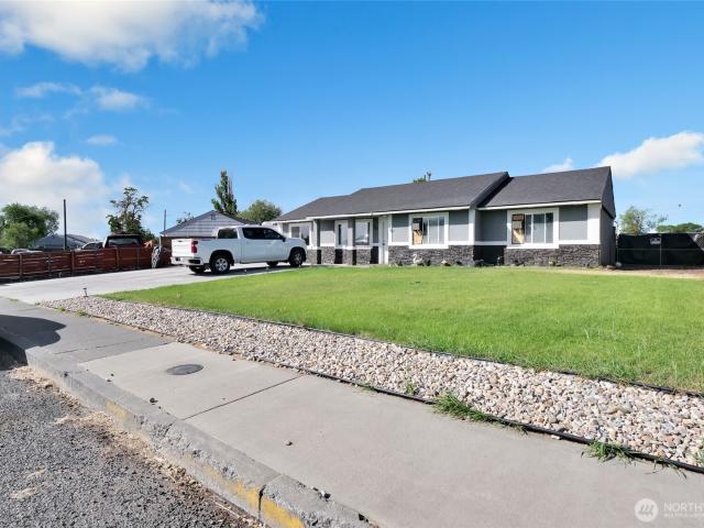 1101 Arnold Drive