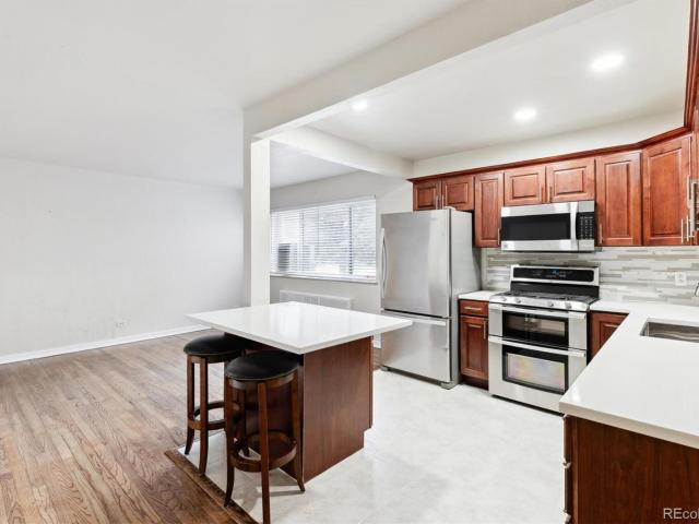 1101 Bellaire Street # 108