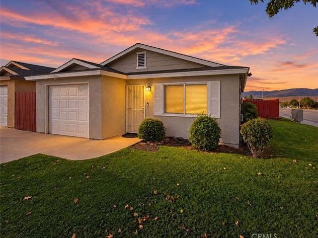 1101 Cherry Ln, Tehachapi, CA 93561