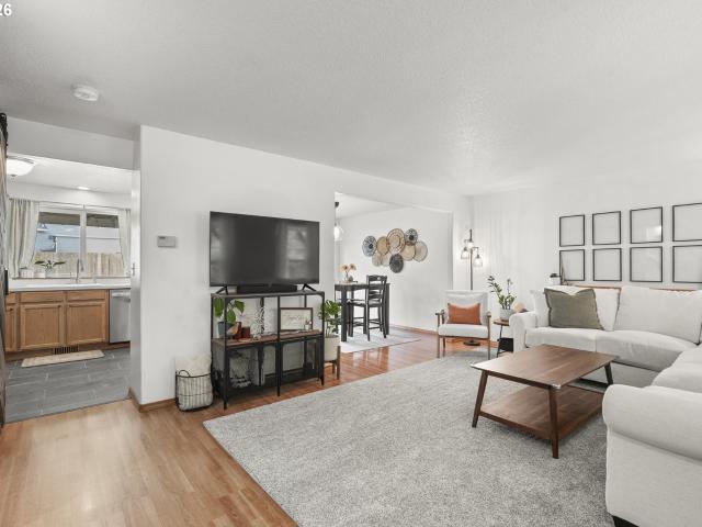 1101 e sunset dr