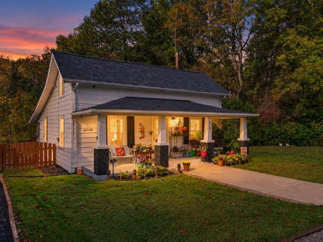 1101 Hunters Chapel Rd