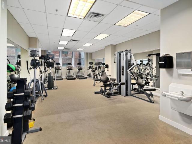 1101 Locust Street # 8C