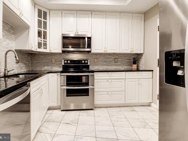 1101 S Arlington Ridge Rd, Unit 106, Arlington, VA 22202 | MLS #VAAR2075