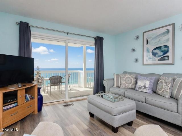 1101 Sand Dollar Court