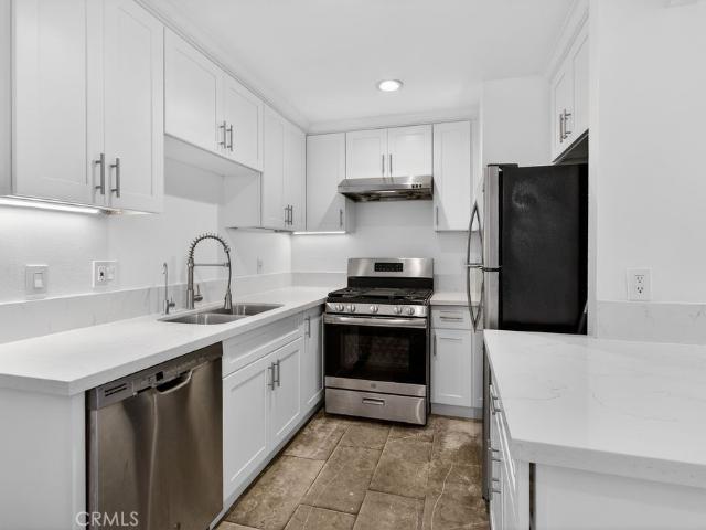 1101 W MacArthur Boulevard 287