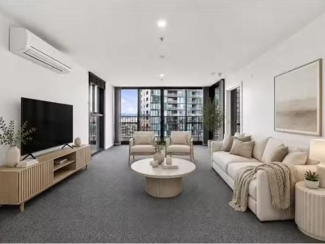 1102/120 Eastern Valley Way, BELCONNEN Apartment for rent Lis.