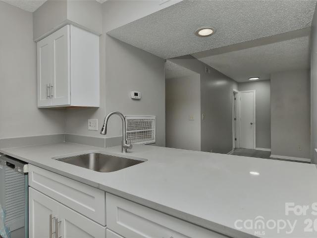 11024 Harrowfield Rd, Charlotte, NC 28226 | MLS #4352
