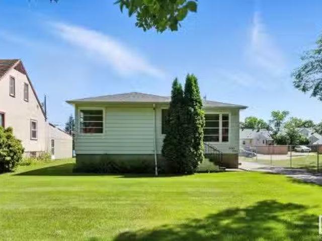 11029 107 Street, Edmonton, AB, T5H 2Z6 house for sale List.