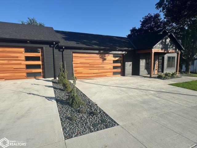 1102 N. Main St