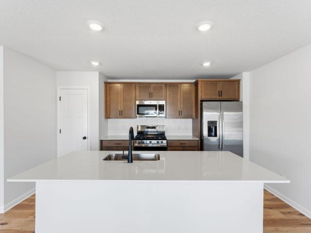 1102 Annagaire Curve