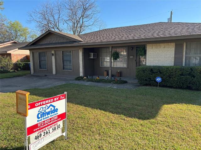 1102 Anthony Dr, Ennis, TX 75119 | MLS #21225