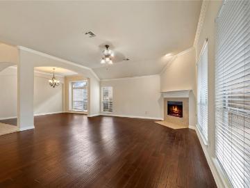 1102 Canyon Maple Rd