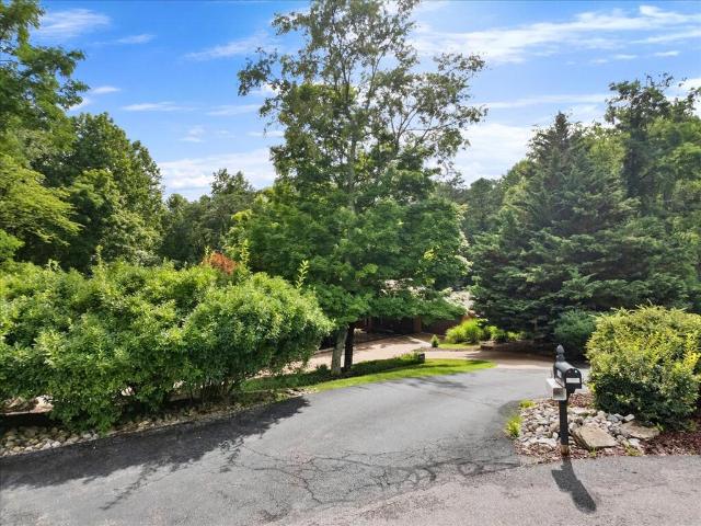 1102 Deerfield Drive