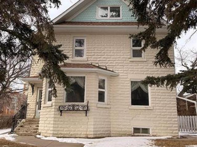 1102 Grafton Avenue, Moose Jaw, SK, S6H 3S5 house for sale | Listing ID SK029493 | Royal LePage