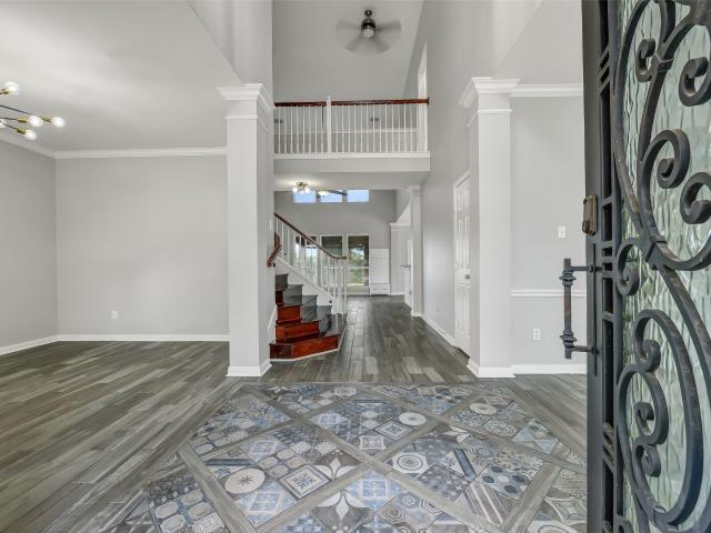 1102 Rippling Springs