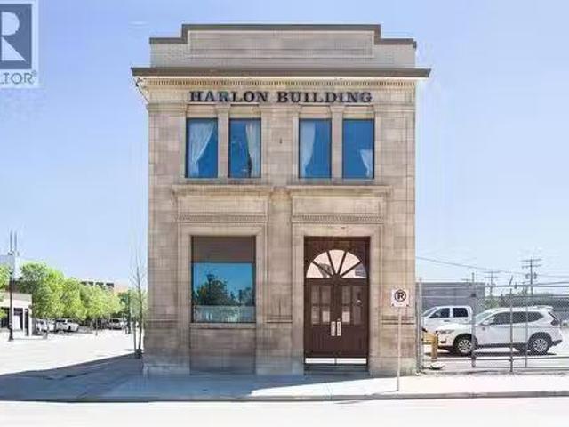 1102 1St Avenue W, Prince Albert, SK, S6V 4Y6 commercial for.
