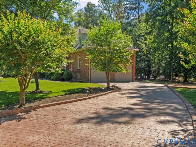 11030 Whistling Swan Place