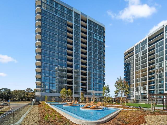 1103/104 Easty Street Phillip