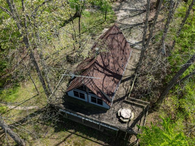 11032 E Lakeside Circle